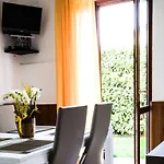 Appartamenti Residenza Ai 4 Olivi