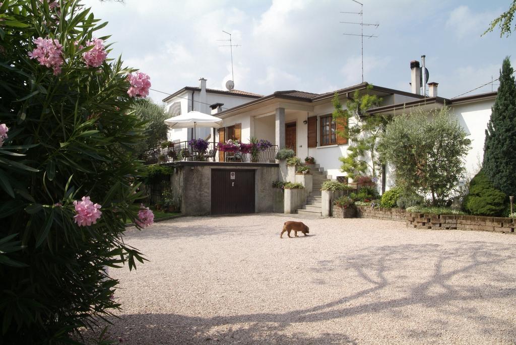 Residenza Ai 4 Olivi * Peschiera del Garda